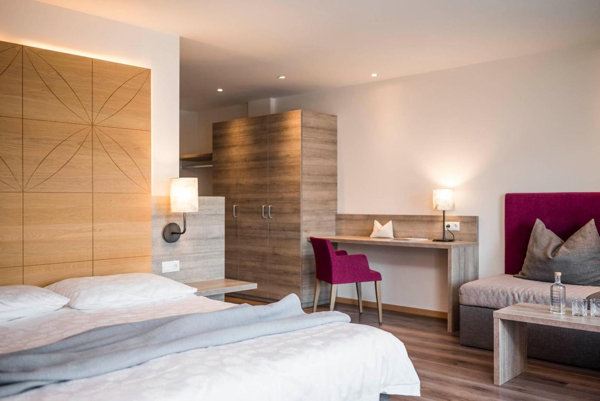 Roesslwirt Hotel Barbiano  Ngoại thất bức ảnh