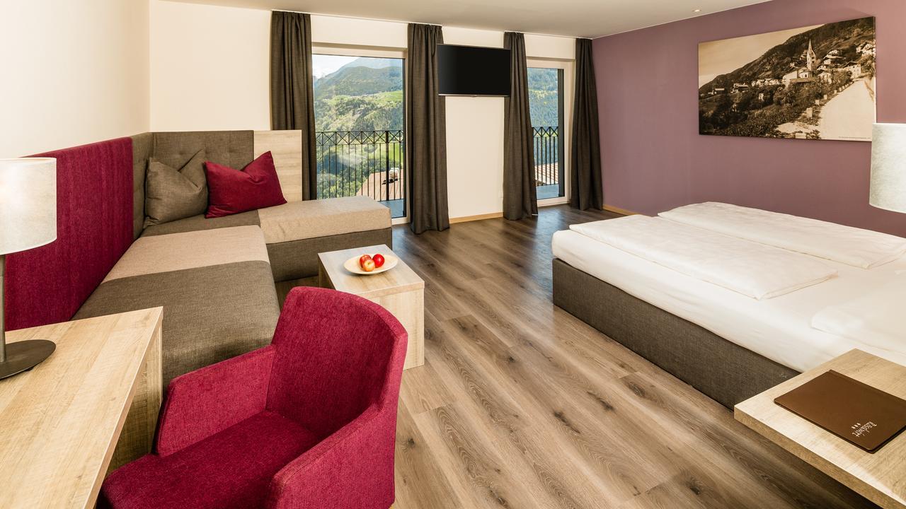Roesslwirt Hotel Barbiano  Ngoại thất bức ảnh
