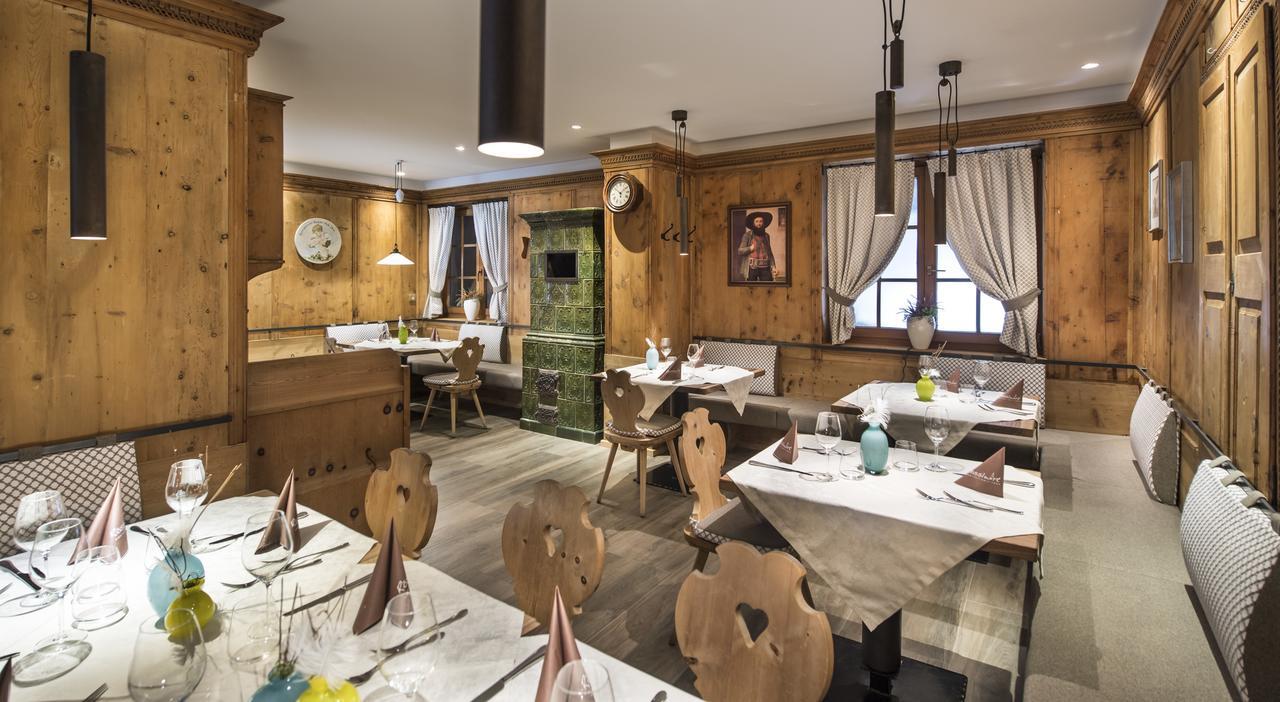 Roesslwirt Hotel Barbiano  Ngoại thất bức ảnh